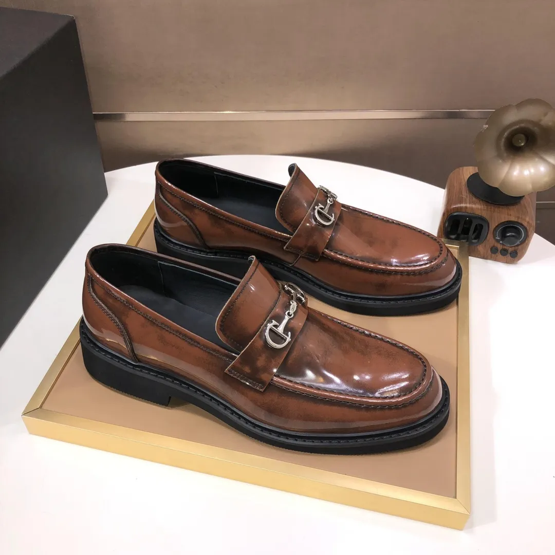 Men's shoes 💰680💰[Dior] (water-dyed cowhide lining) Dior original 1:1 high-quality factory, imported original materials, imported version of raw cowhide, water-dyed cowhide lining, original TPU outsole, code number: 38-44